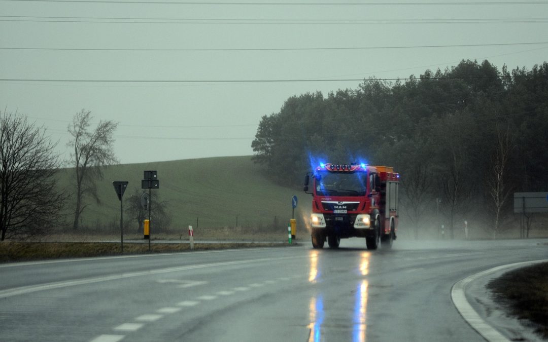 Dinas Damkar Jepara Selamatkan Korban di Masjid